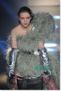 i-D|闭眼睛 春季号 4月号 / 2012（总318期）