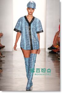 i-D|闭眼睛 初春号 2月号 / 2013（总323期）【多封面随机出货】